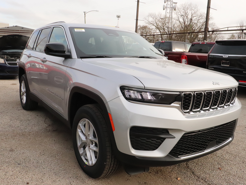 2025 Jeep Grand Cherokee Laredo 7