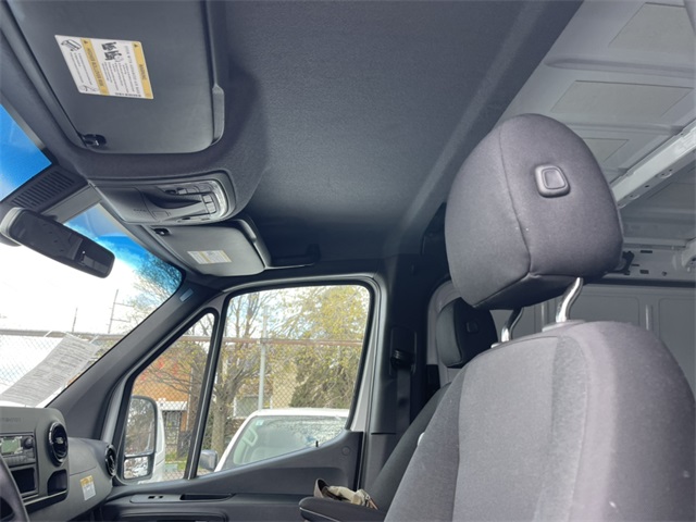 2019 Freightliner Sprinter 2500 Base 14