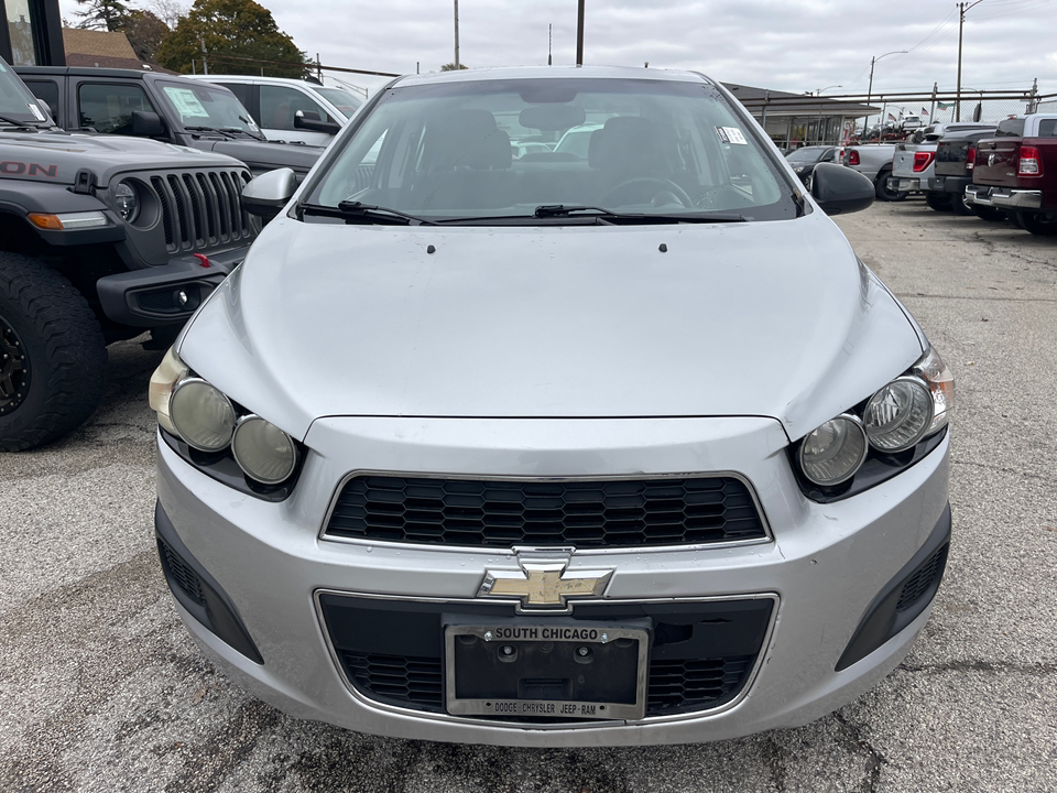 2013 Chevrolet Sonic LT 8