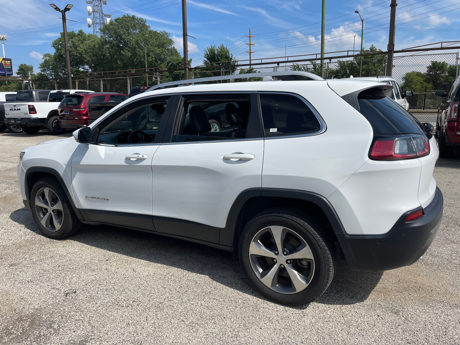 2021 Jeep Cherokee Limited 23