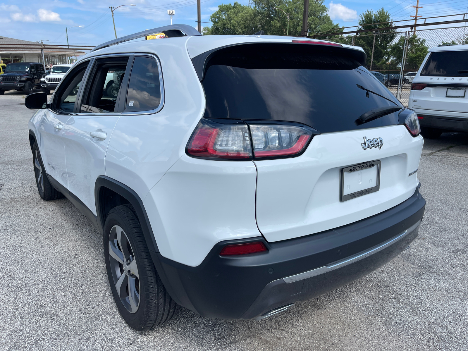 2021 Jeep Cherokee Limited 24