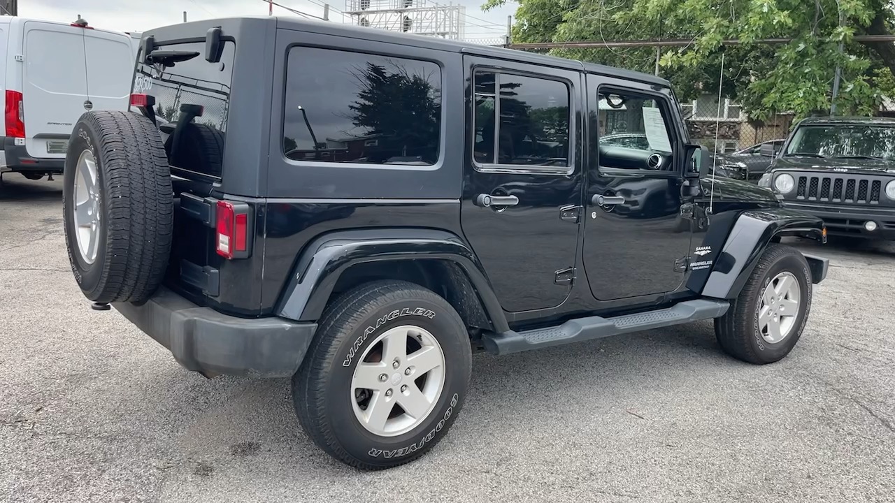 2015 Jeep Wrangler Unlimited Sahara 6