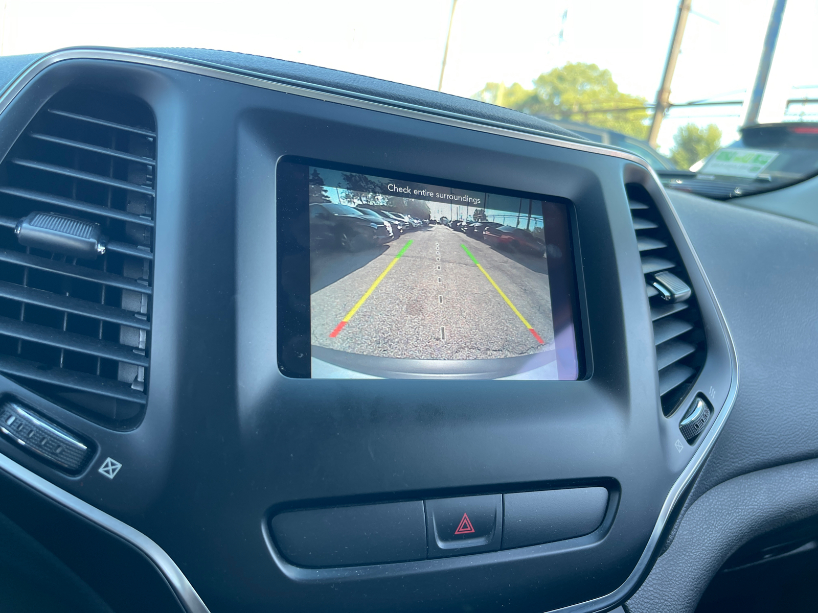 2019 Jeep Cherokee Latitude 15