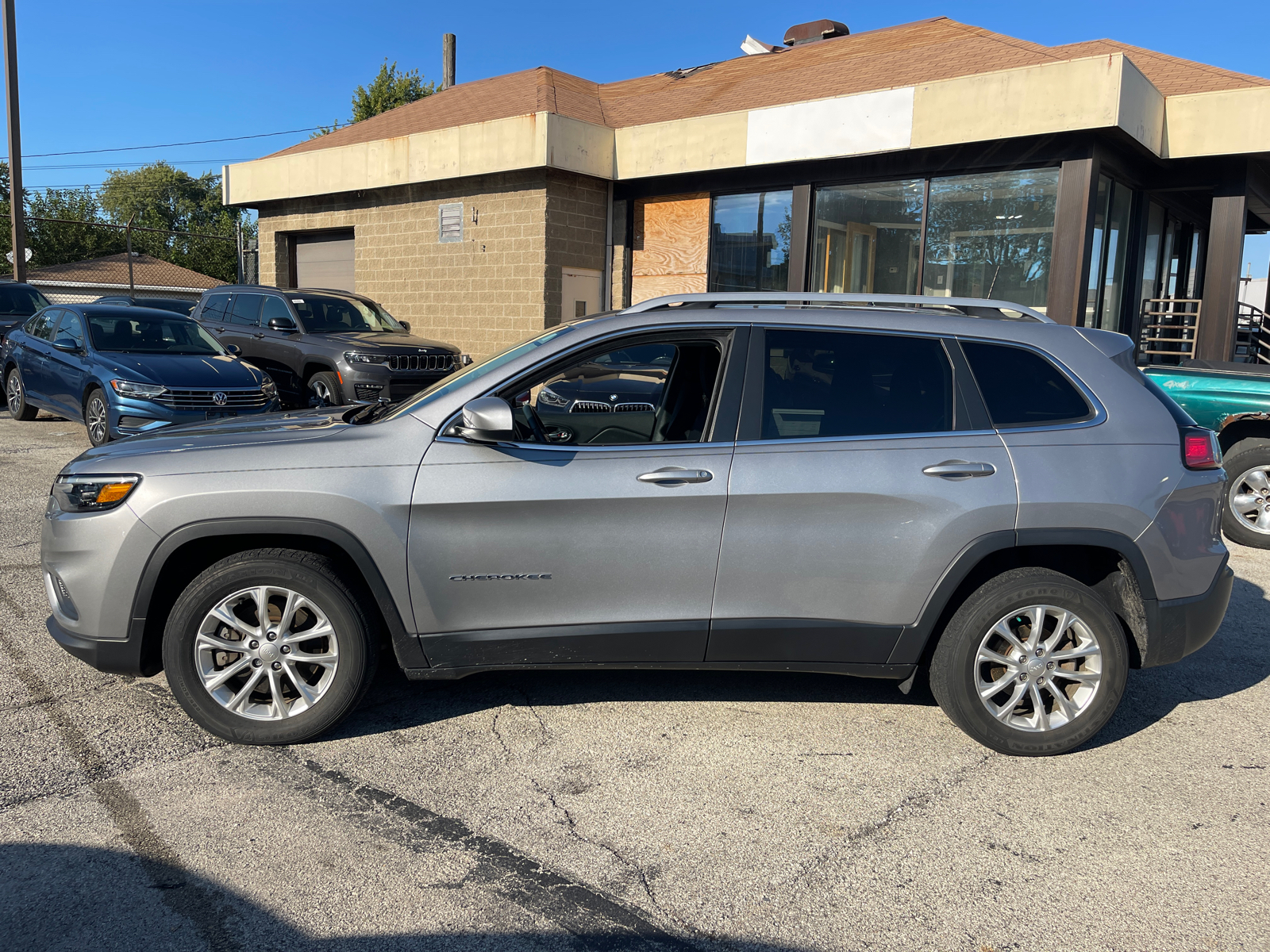 2019 Jeep Cherokee Latitude 21