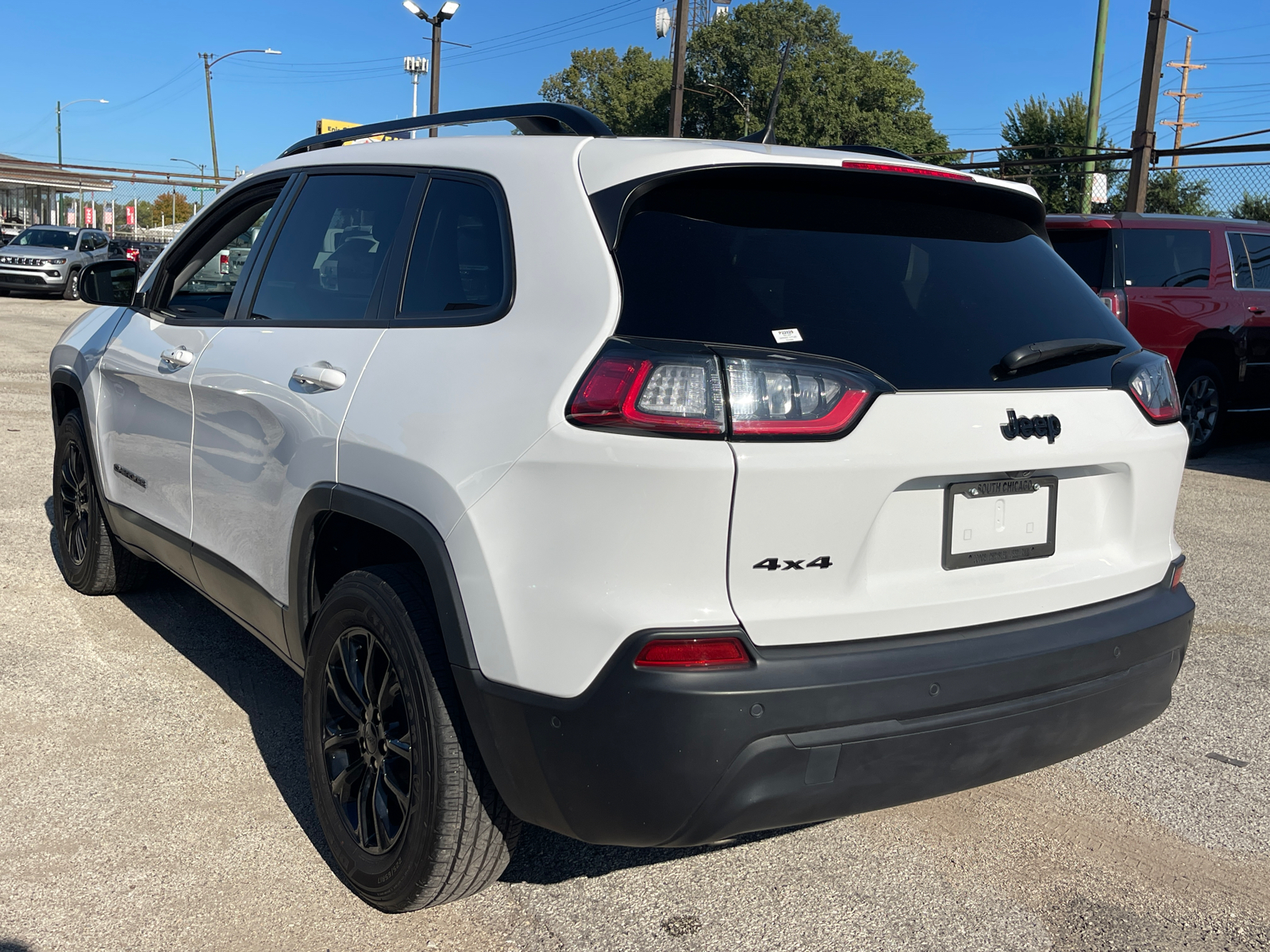 2023 Jeep Cherokee Altitude 4