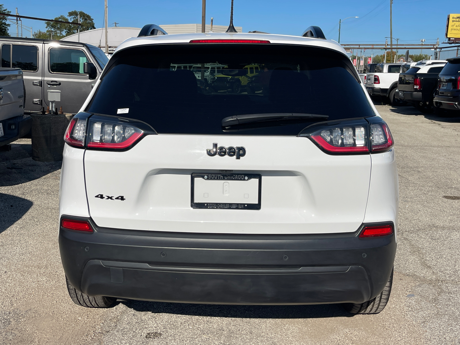 2023 Jeep Cherokee Altitude 5