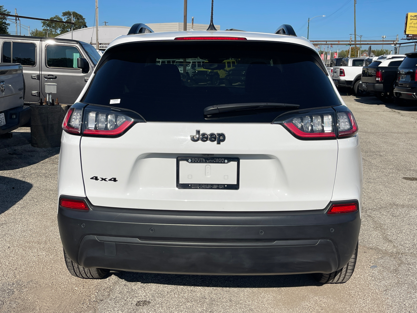 2023 Jeep Cherokee Altitude 27