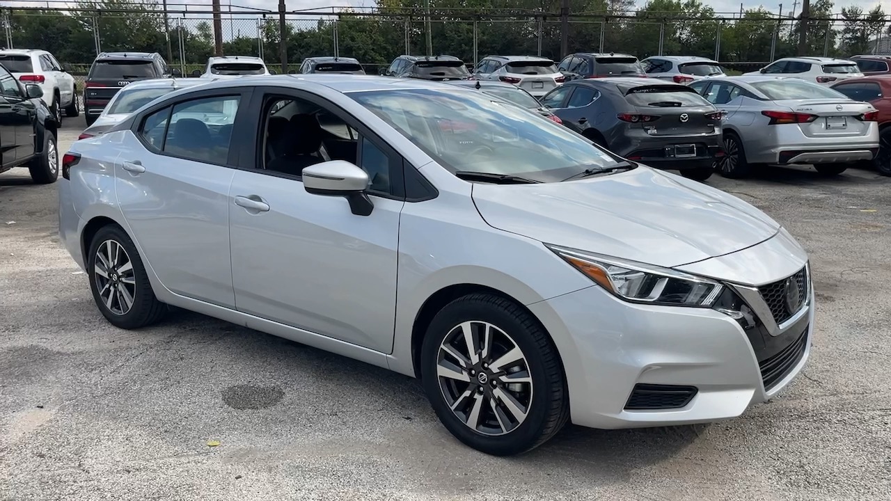 2021 Nissan Versa 1.6 SV 7