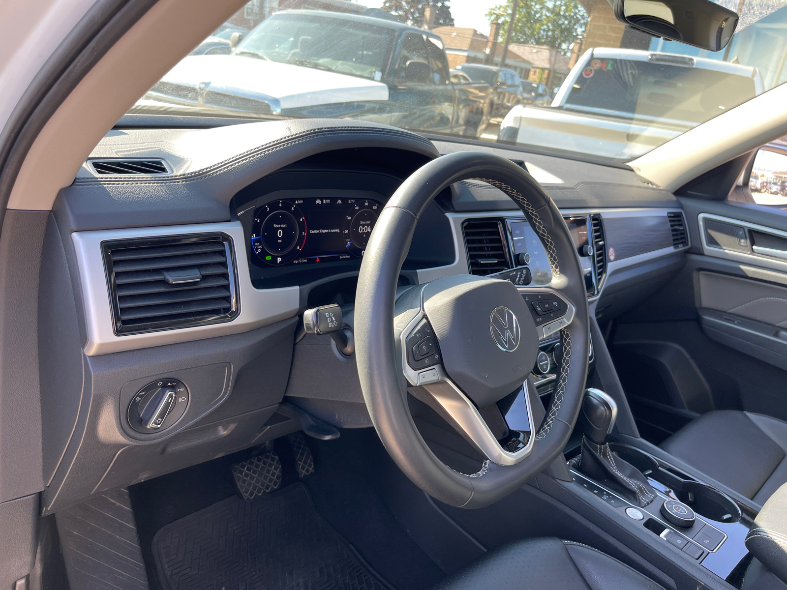 2023 Volkswagen Atlas 3.6L V6 SE w/Technology 9