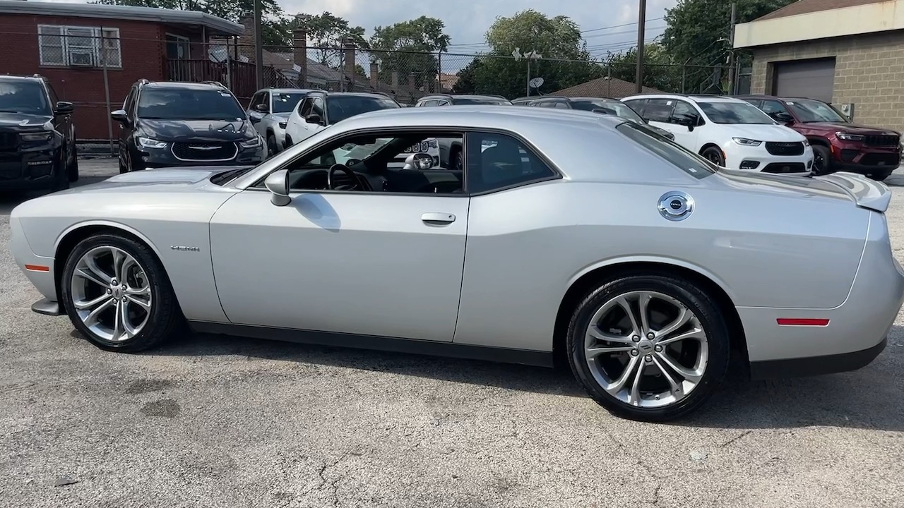 2022 Dodge Challenger R/T 4