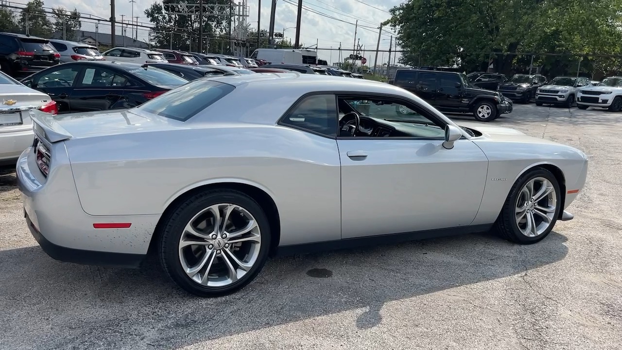 2022 Dodge Challenger R/T 7