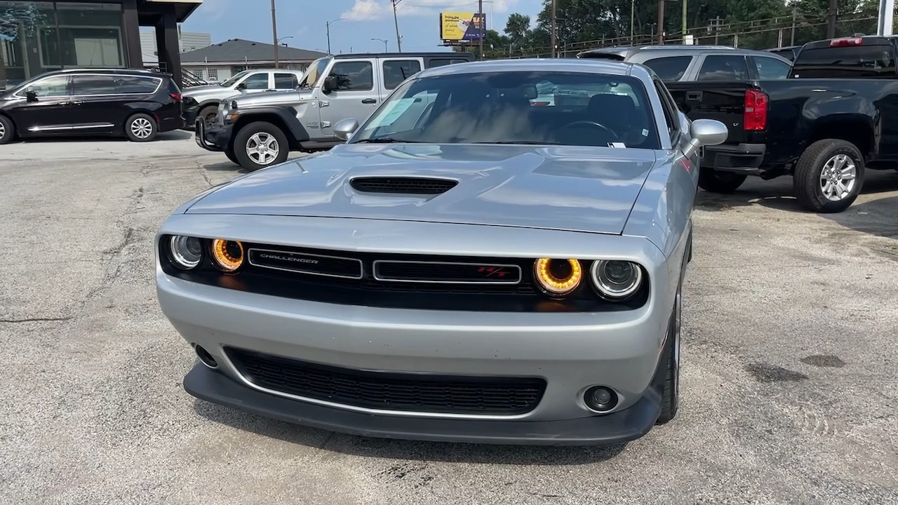 2022 Dodge Challenger R/T 9