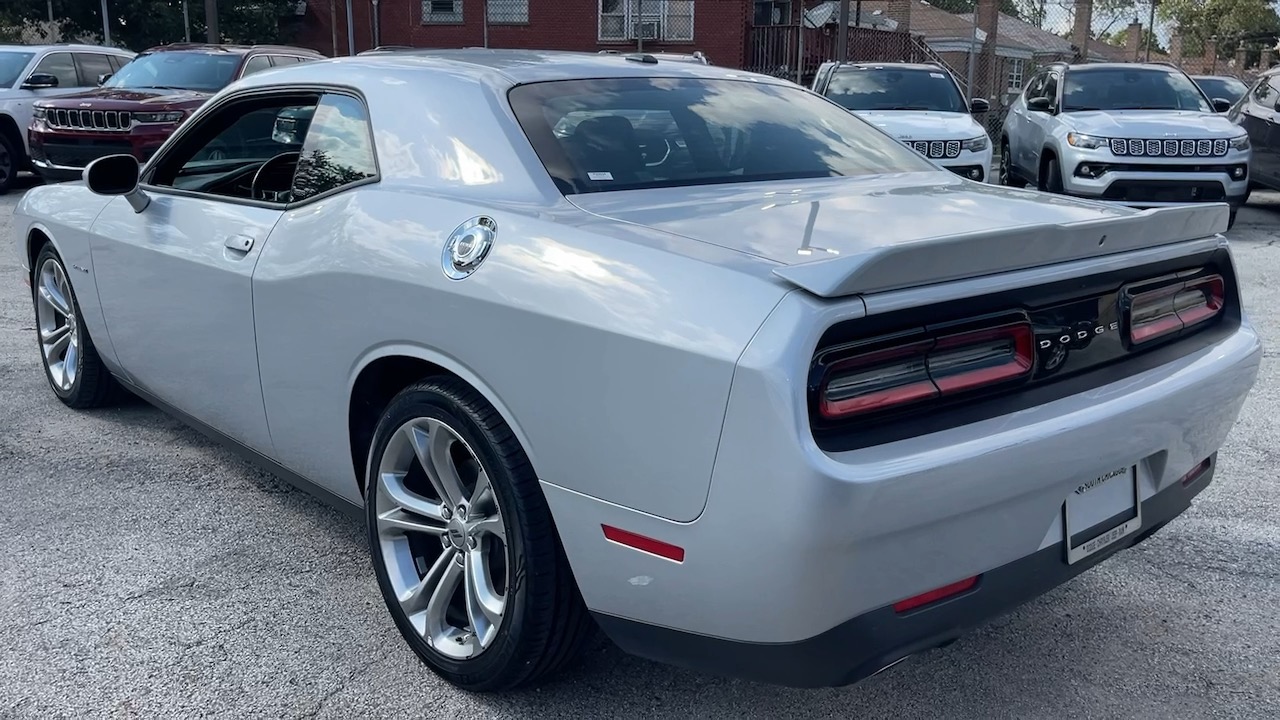 2022 Dodge Challenger R/T 25