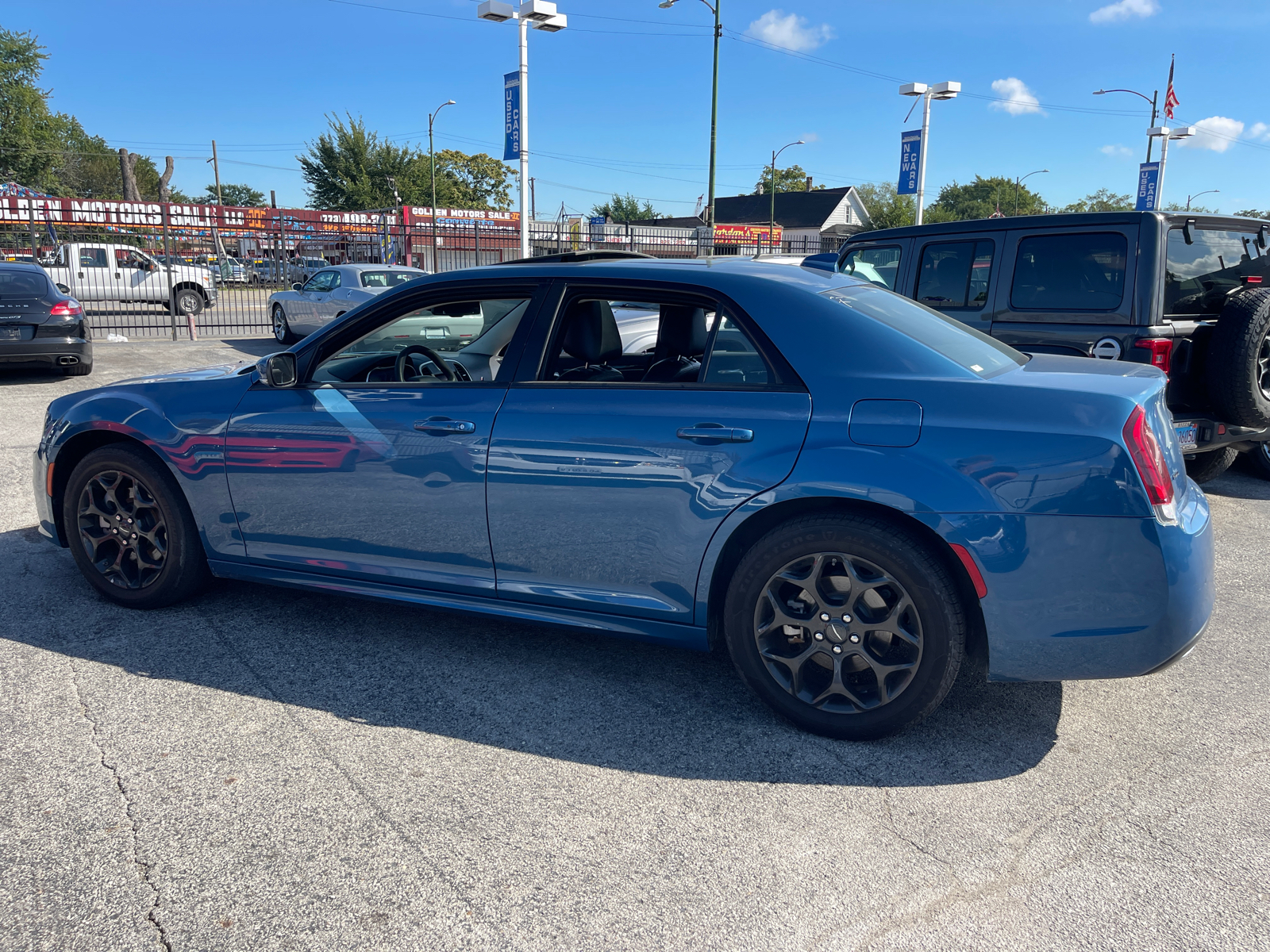 2022 Chrysler 300 Touring L 21