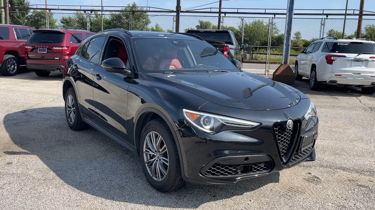 2022 Alfa Romeo Stelvio Sprint 7