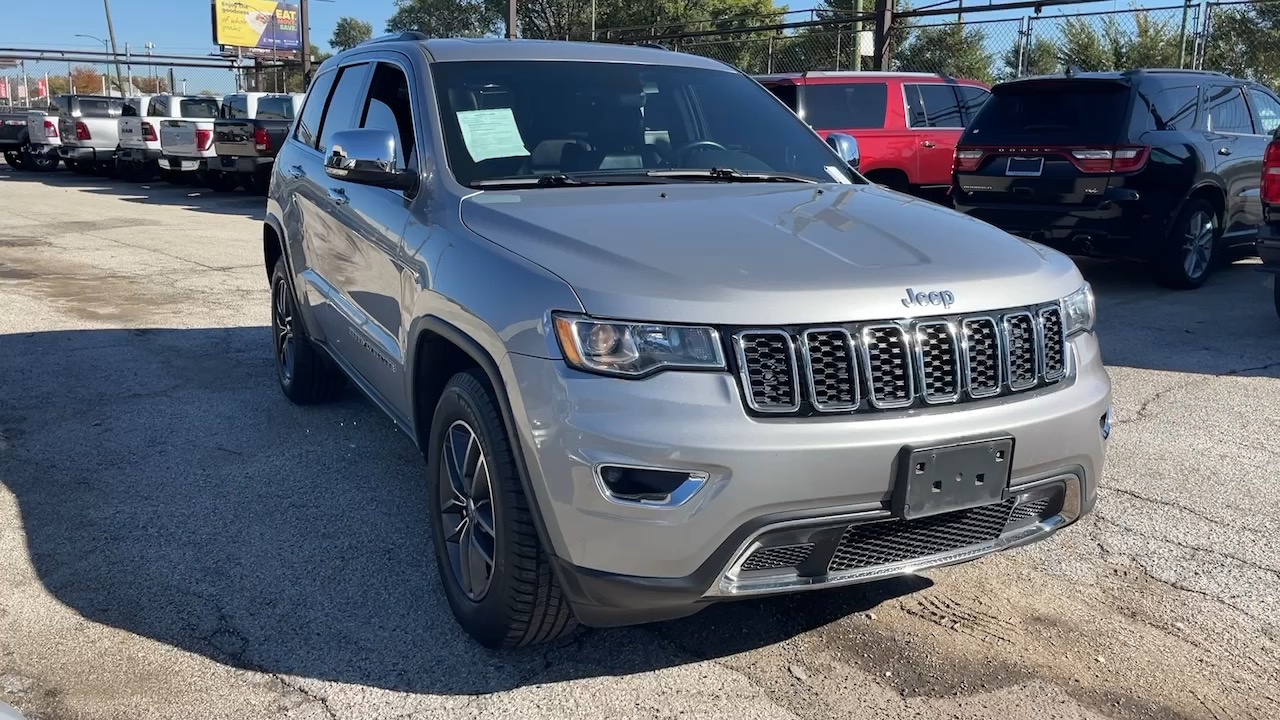 2017 Jeep Grand Cherokee Limited 10