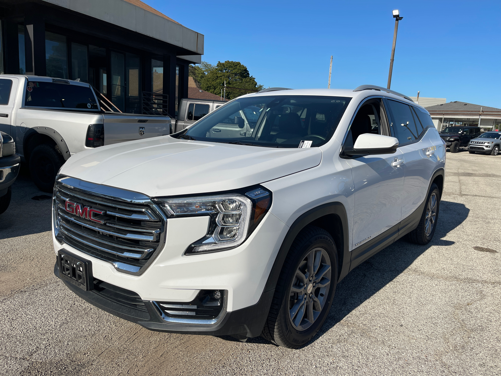 2023 GMC Terrain SLT 1