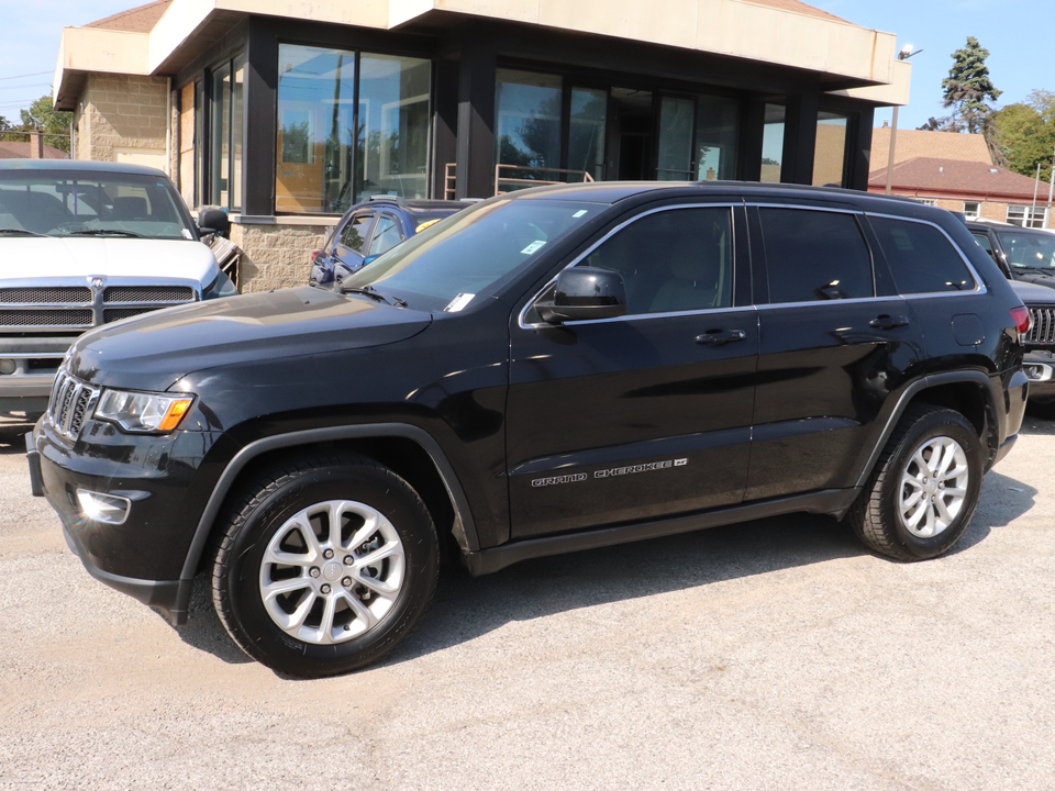 2022 Jeep Grand Cherokee WK Laredo E 22