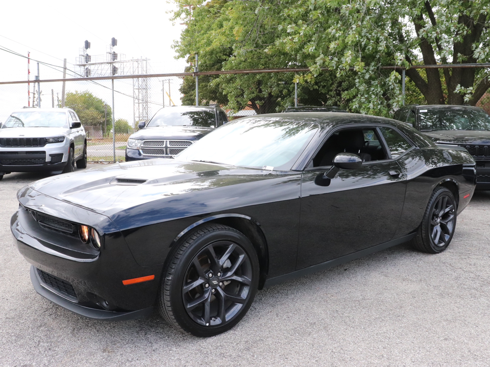 2022 Dodge Challenger SXT 23