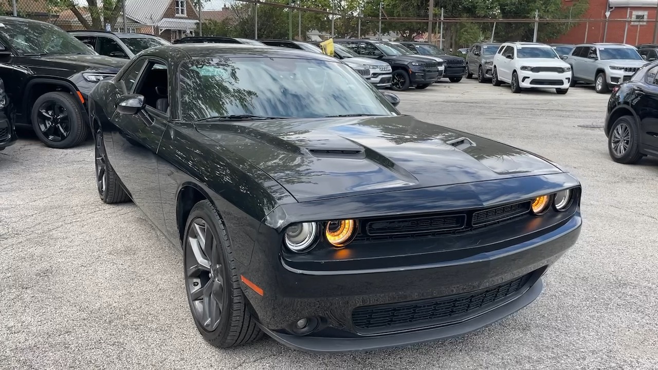 2022 Dodge Challenger SXT 27