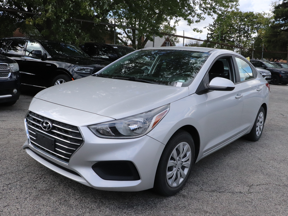 2021 Hyundai Accent SE 2