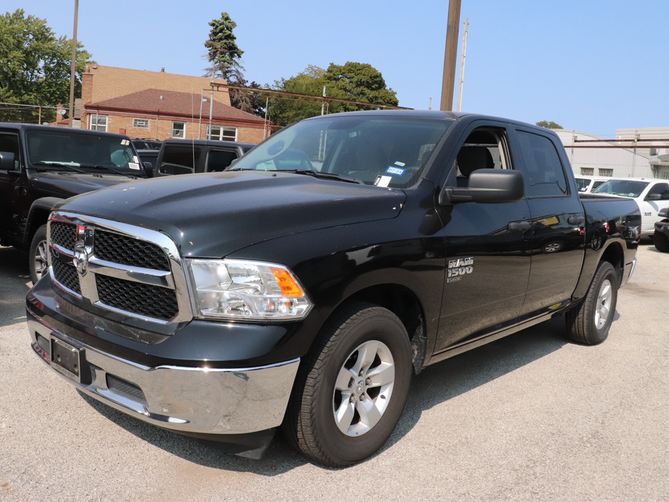 2022 Ram 1500 Classic SLT 2