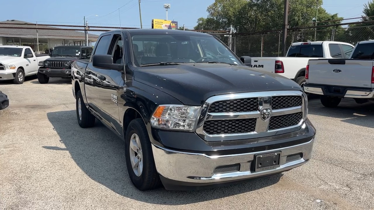 2022 Ram 1500 Classic SLT 25