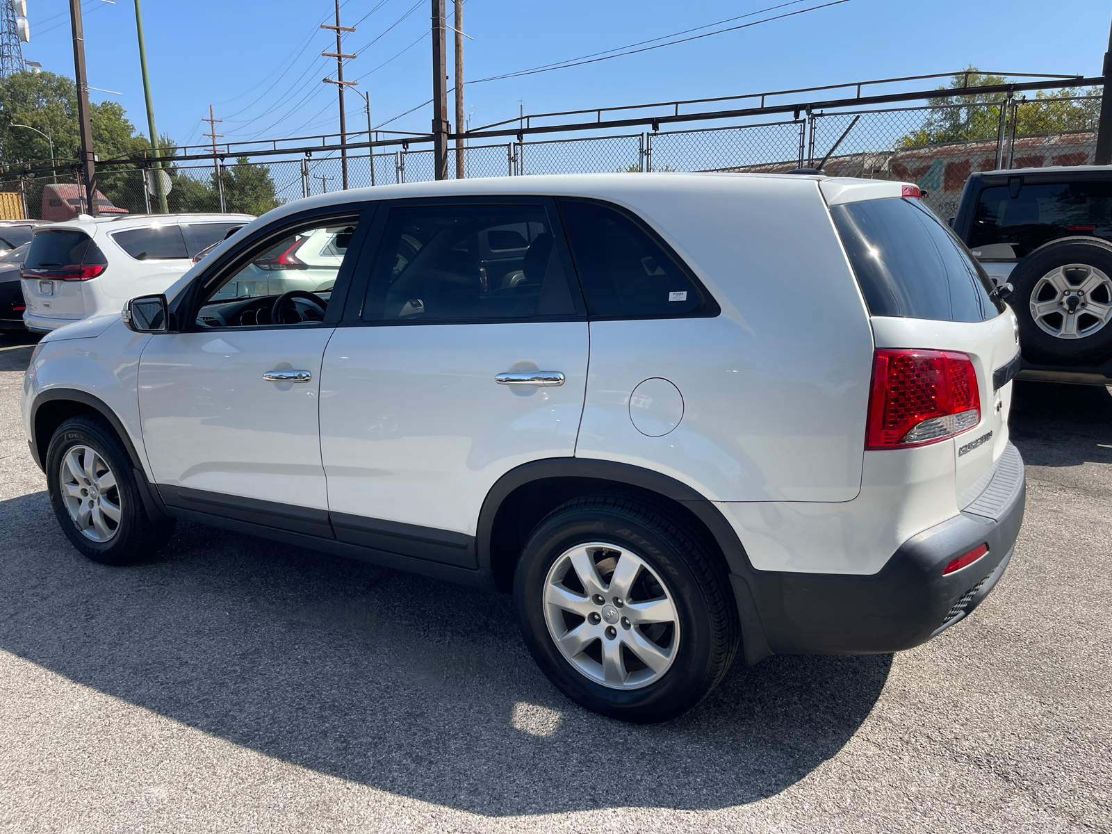 2012 Kia Sorento LX 23