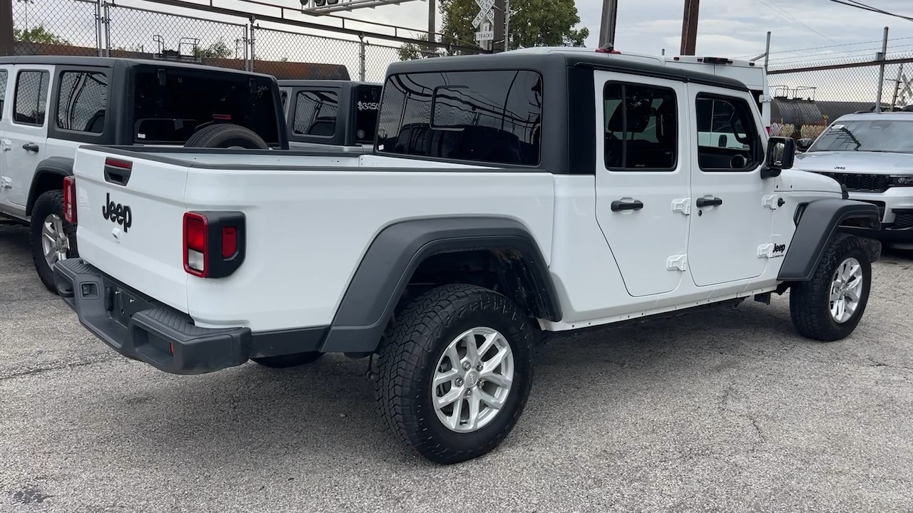 2023 Jeep Gladiator Sport 5