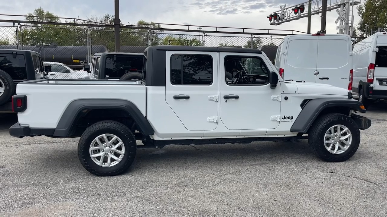 2023 Jeep Gladiator Sport 6