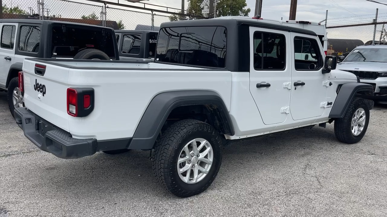 2023 Jeep Gladiator Sport 27