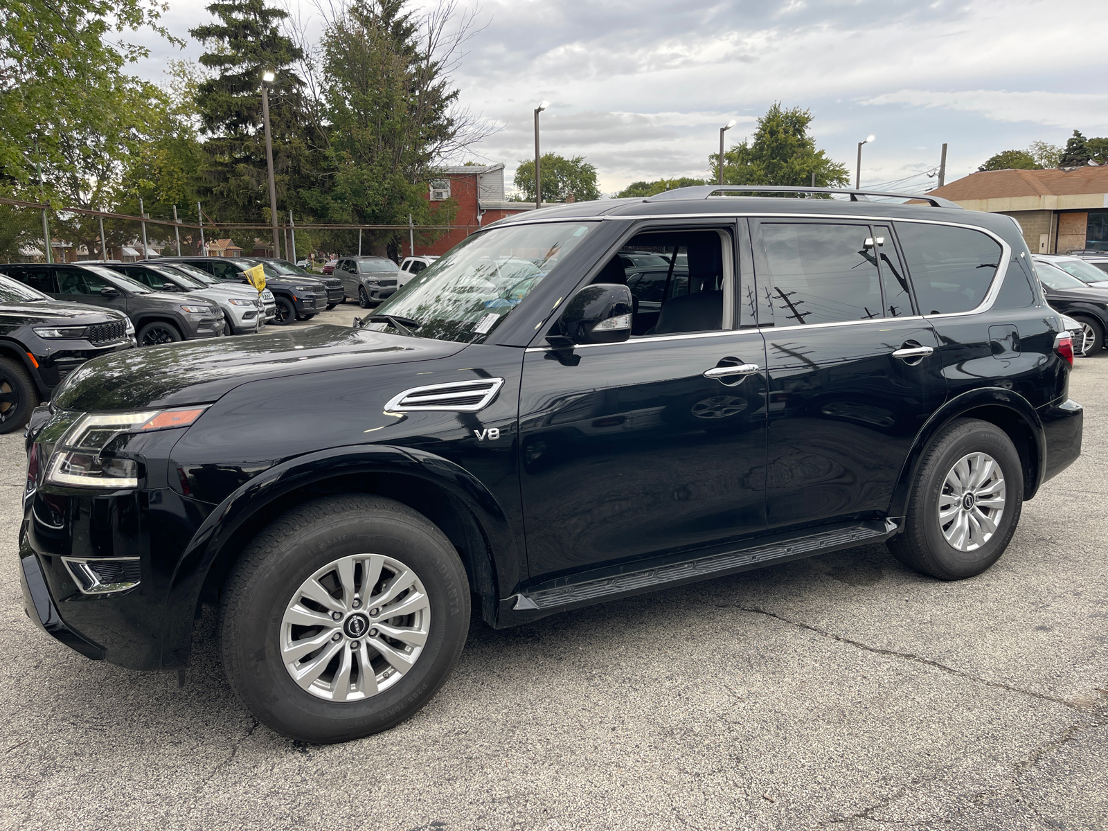 2022 Nissan Armada SV 3