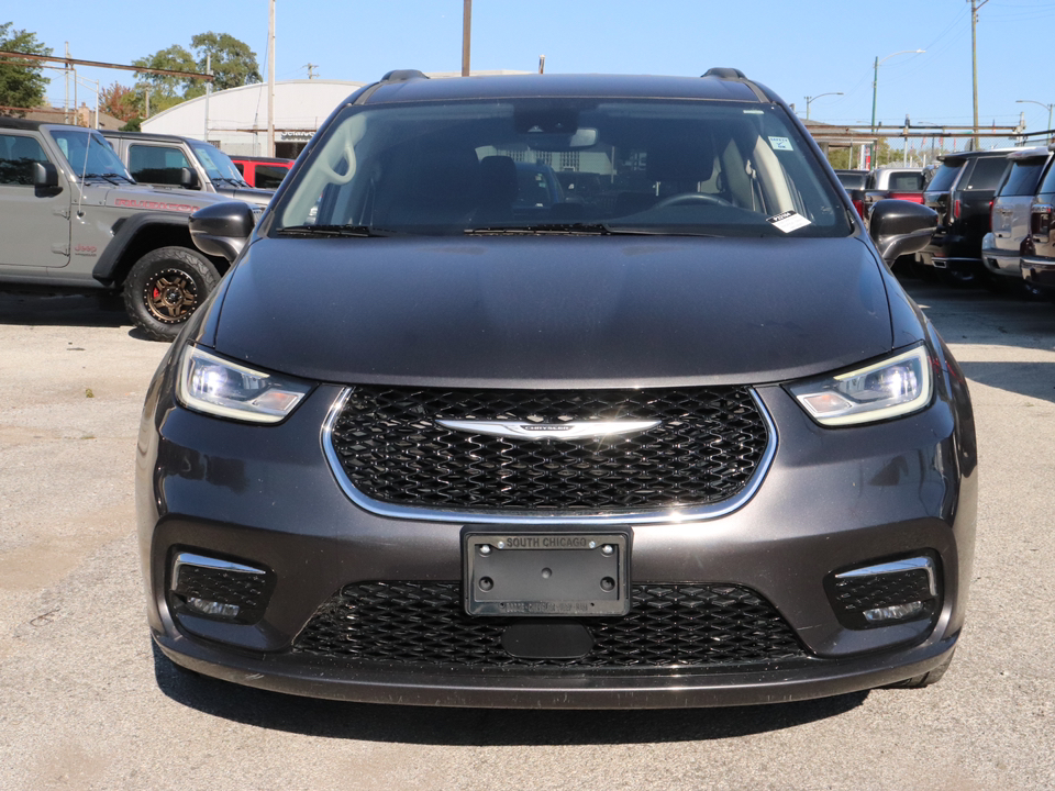 2022 Chrysler Pacifica Touring L 30