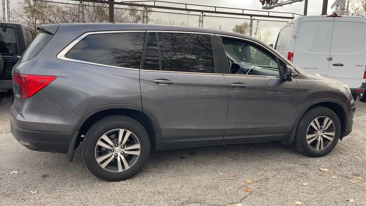 2017 Honda Pilot EX 26