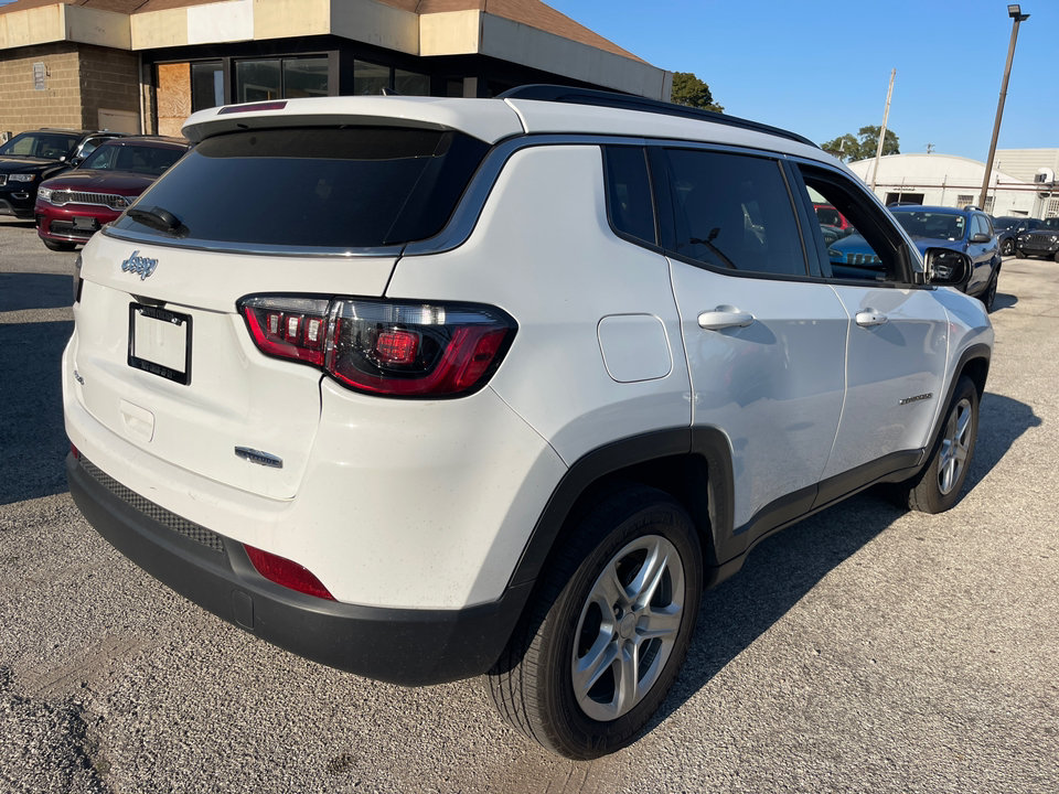 2023 Jeep Compass Latitude 30