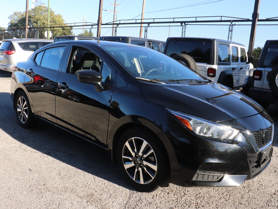 2021 Nissan Versa 1.6 SV 7