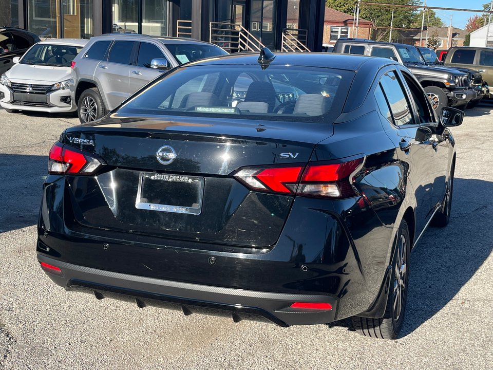 2021 Nissan Versa 1.6 SV 26