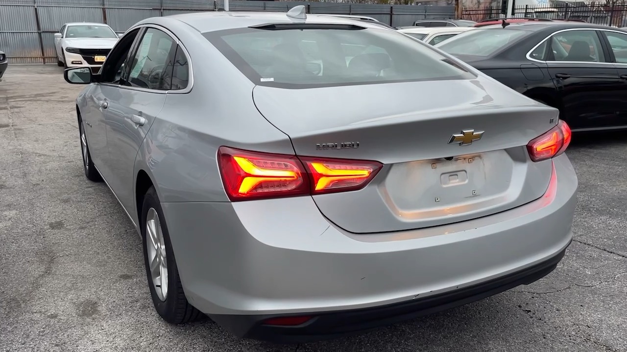 2022 Chevrolet Malibu LT 4