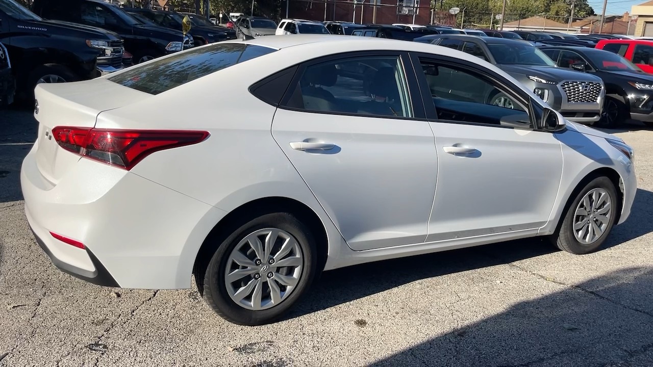 2021 Hyundai Accent SE 6