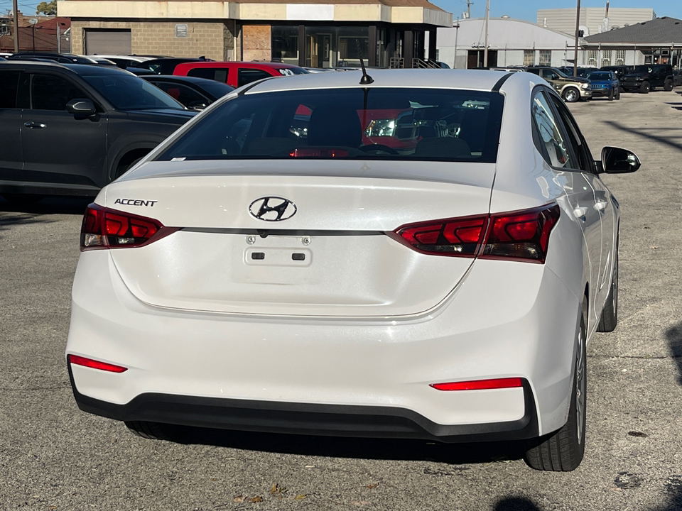 2021 Hyundai Accent SE 23