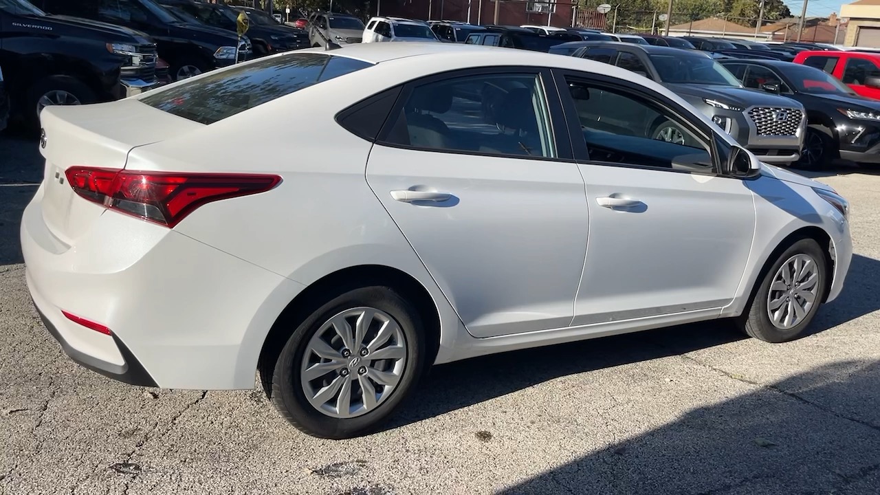 2021 Hyundai Accent SE 27