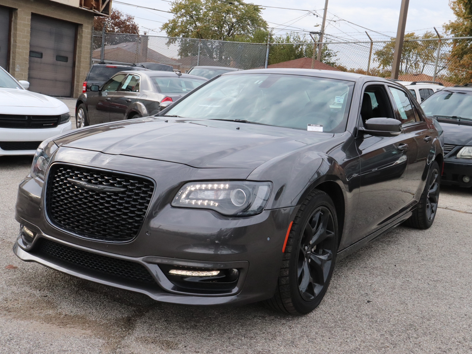 2022 Chrysler 300 Touring L 1