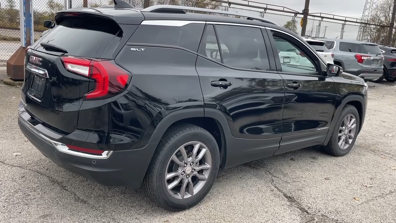 2023 GMC Terrain SLT 8