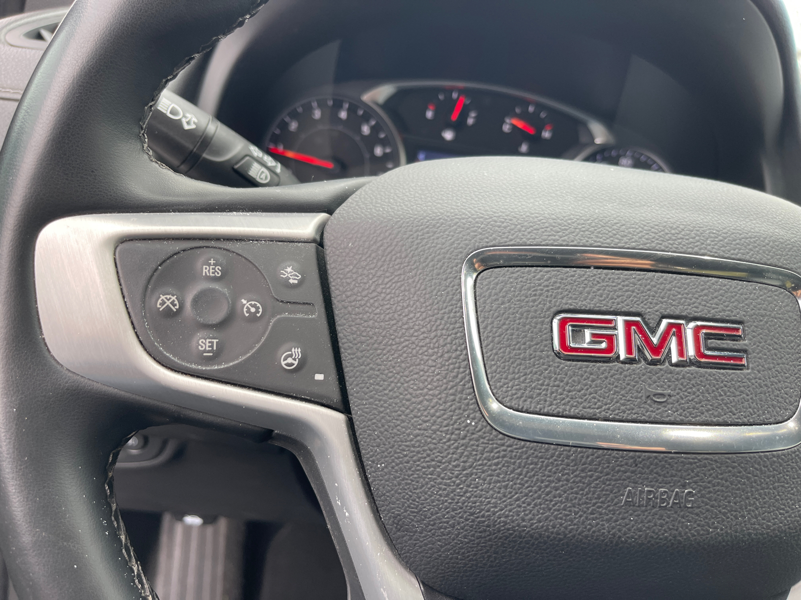 2023 GMC Terrain SLT 15