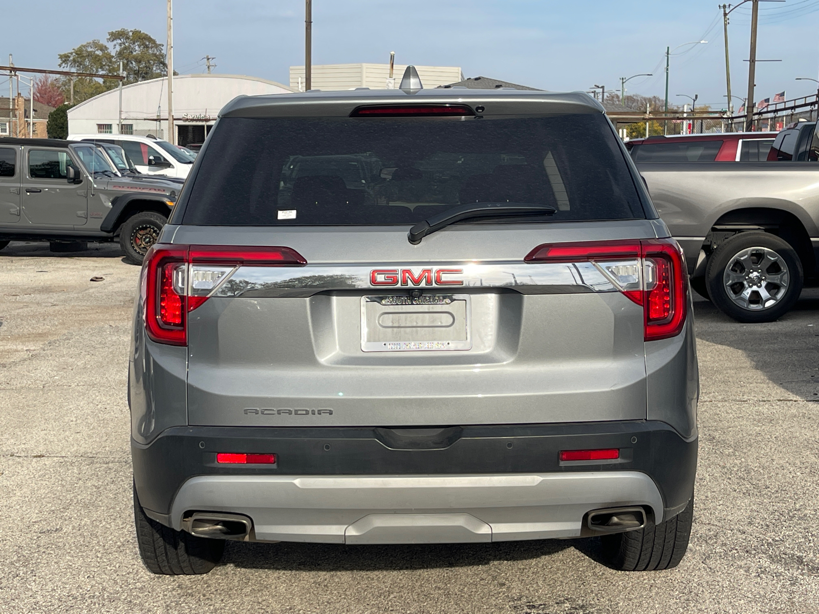 2023 GMC Acadia SLE 26