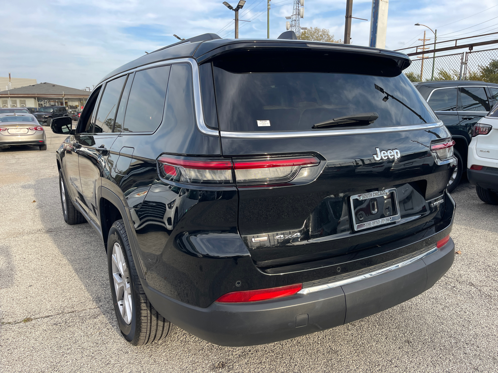 2022 Jeep Grand Cherokee L Limited 3