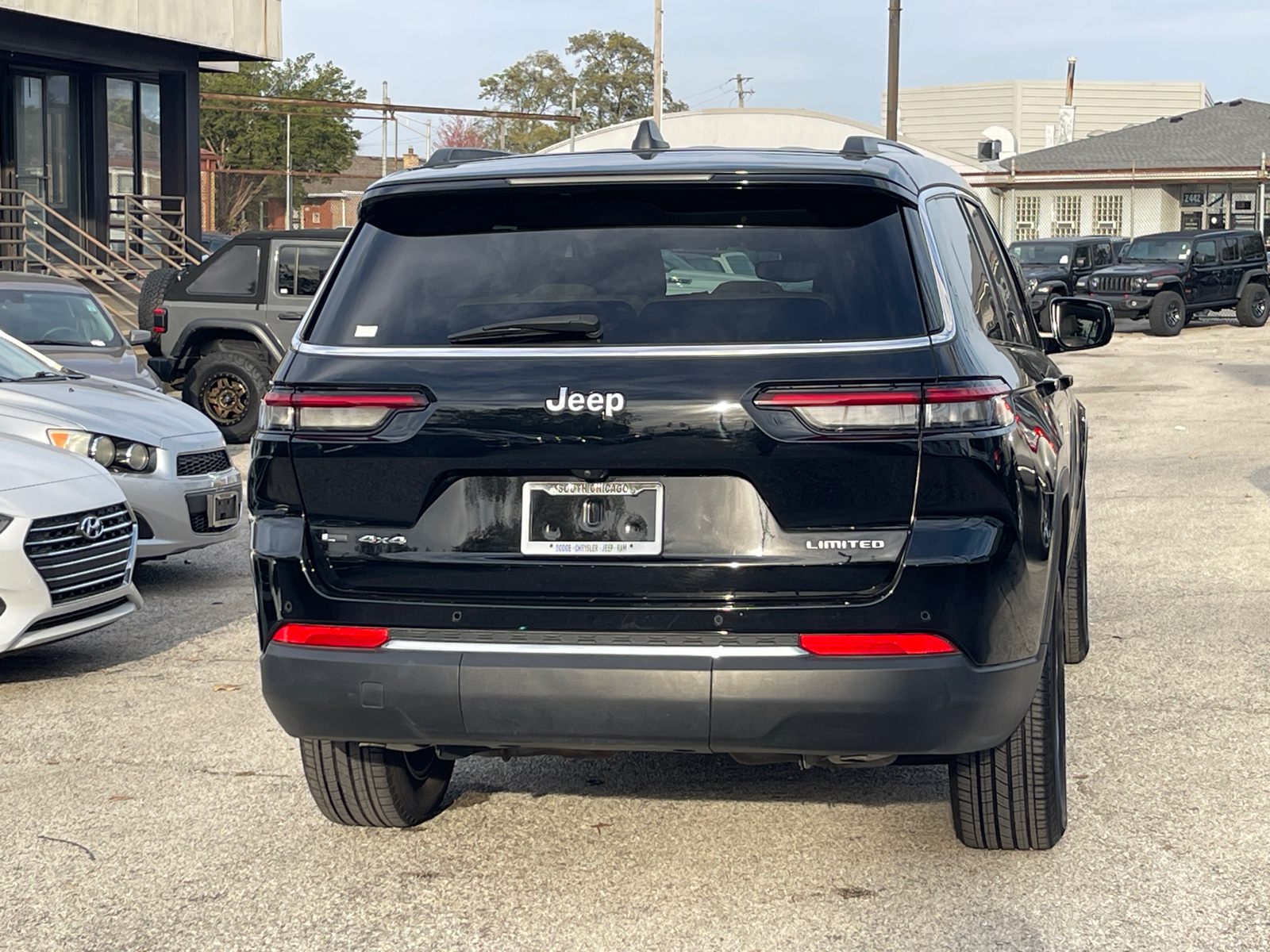 2022 Jeep Grand Cherokee L Limited 26