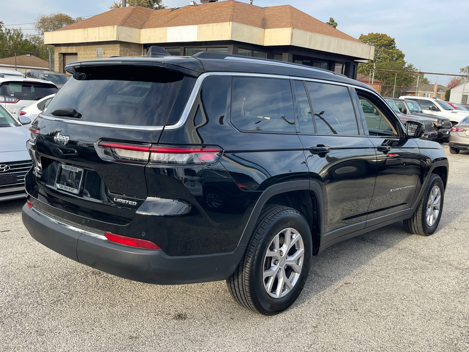 2022 Jeep Grand Cherokee L Limited 27