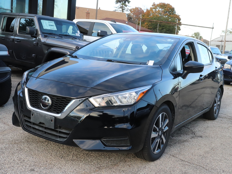 2021 Nissan Versa 1.6 SV 1