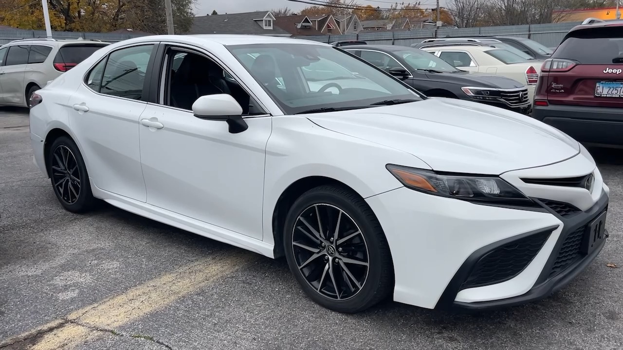 2021 Toyota Camry SE 6